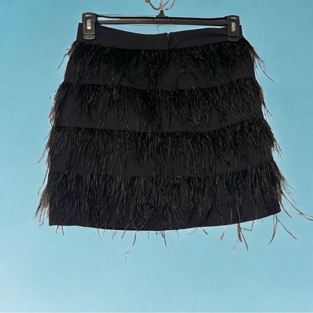 GB Tiered Pin Feather Mini